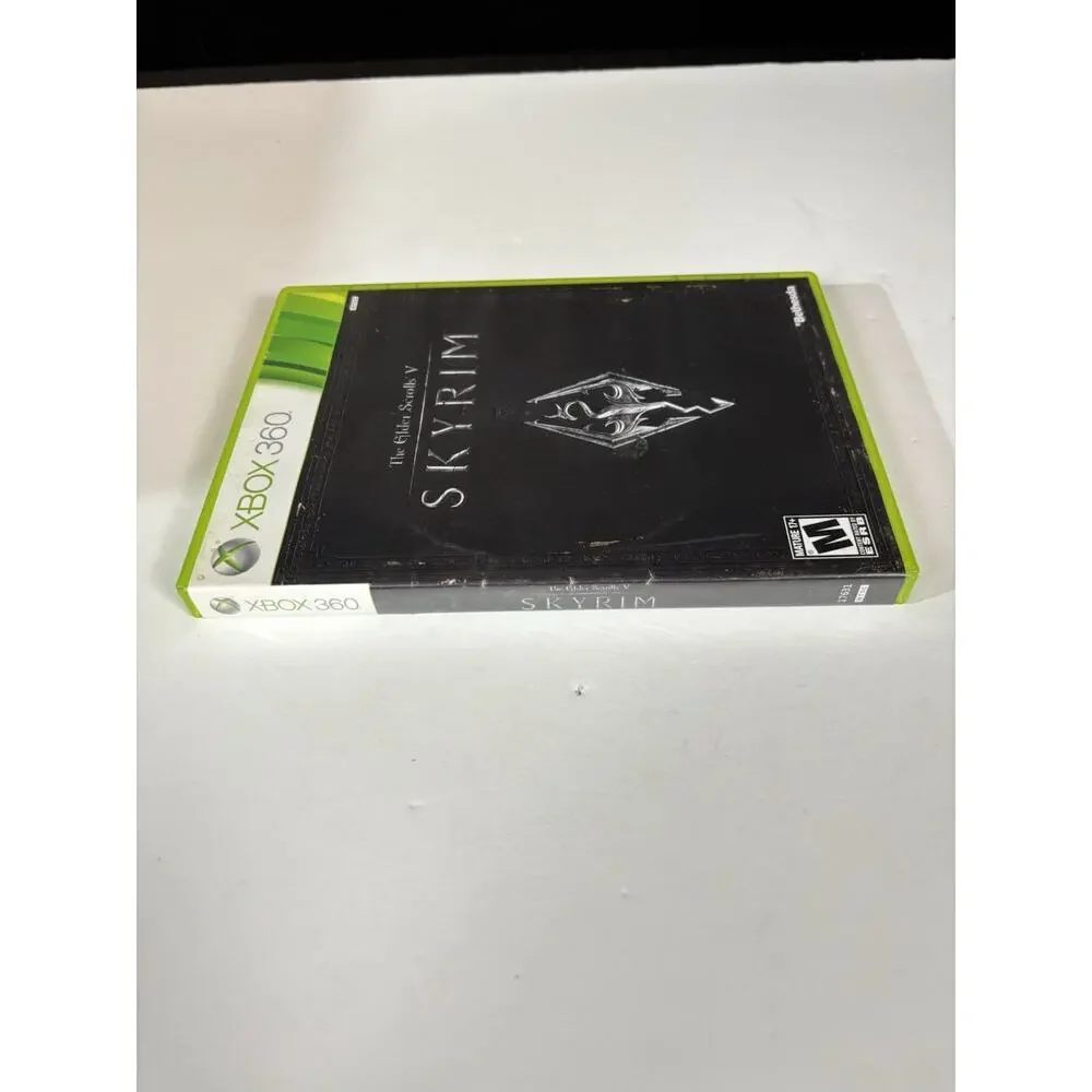 The Elder Scrolls V 5 Skyrim (Microsoft Xbox 360, 2011) Complete and Tested